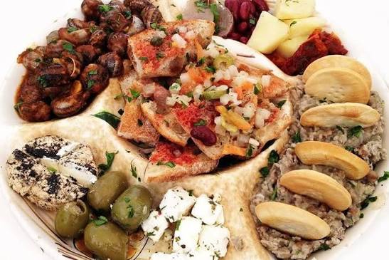 A plate of fresh food